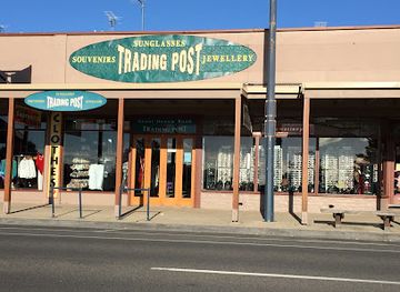 australia/great-ocean-road/shop/trading-post-news-agency-and-tatts-lotto