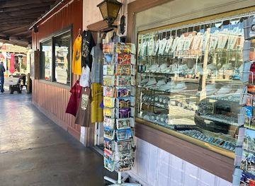 arizona/scottsdale/shop/sanni-s-gifts