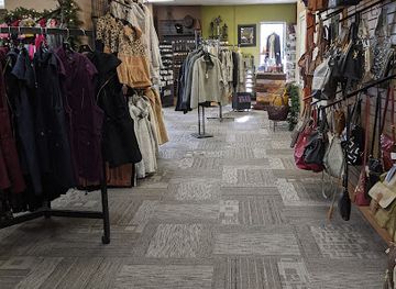 iowa/fort-dodge/shop/rush-hour-clothing-co