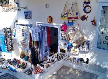 greece/pyrgos/shop/pezouli-souvenirs-accessories