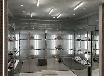 cyprus/nicosia/shop/first-boutique-360-nicosia