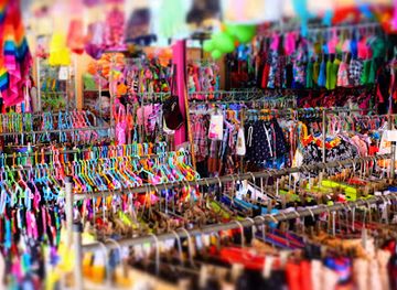 thailand/rayong/ban-phe/shop/peu-pe-market-baan-pe