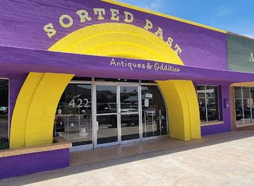 arizona/bisbee/shop/sorted-past-antiques-oddities