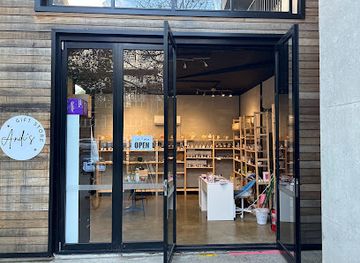 australia/canberra/braddon/shop/andi-s-gift-store
