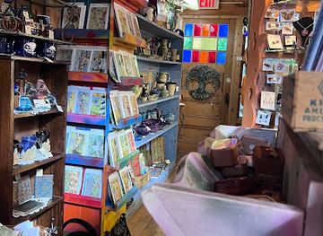 RavenWood Curio Shoppe