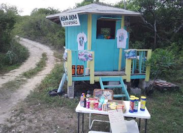 the-bahamas/exuma/shop/resa-dem-souvenirs