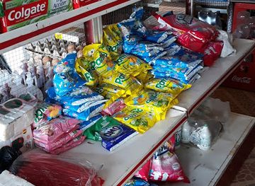 bolivia/amboro-national-park/shop/tienda-dyland