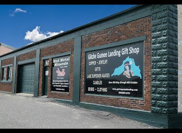 michigan/porcupine-mountains-wilderness-state-park/shop/red-metal-minerals