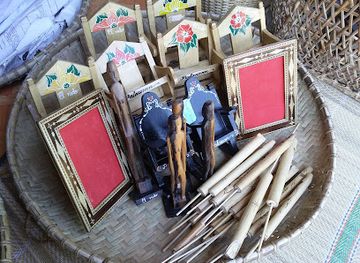 philippines/palawan/shop/recuerdo-de-palawan-arts-and-crafts