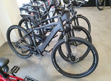 luxembourg/clervaux/shop/bikerun