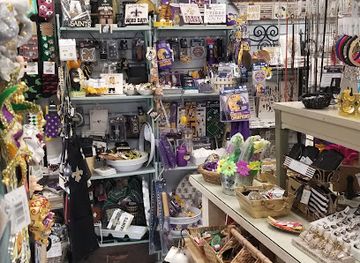 louisiana/new-orleans/shop/nola-gifts-decor