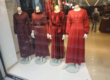 somalia/lughaya-beach/shop/riyaaq-shopping-center