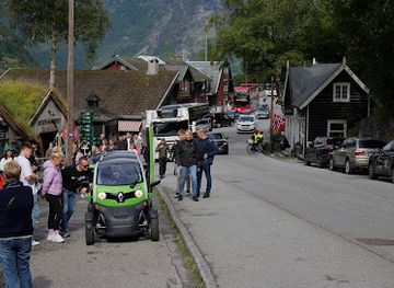 norway/geirangerfjord/shop/emobility-geiranger