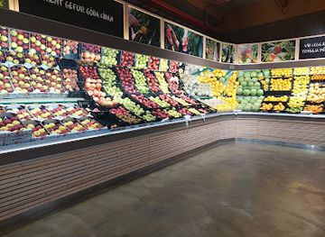 iceland/hafnarfjordur/shop/rokka-fjaroarkaup