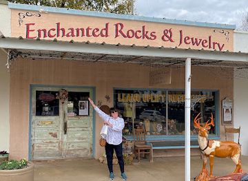 texas/llano-estacado/shop/enchanted-rocks-jewelry