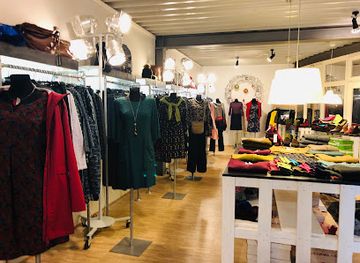 germany/potsdam/shop/charlotte-p