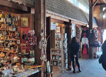 romania/bran-moieciu/shop/piata-mica