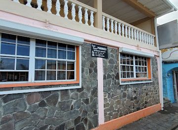 saint-vincent-and-the-grenadines/georgetown/shop/east-coast-pharmacy