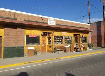 wyoming/bighorn-basin/shop/moonstar-trading-post