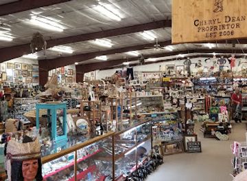 colorado/mesa-verde-national-park/shop/antique-corral