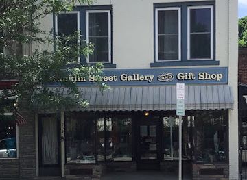 new-york/watkins-glen/shop/franklin-street-gallery-gift-shop