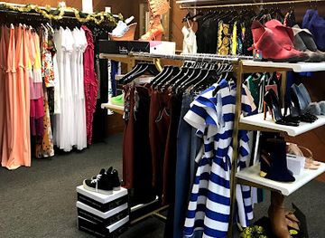 ohio/youngstown/shop/fancey-boutique