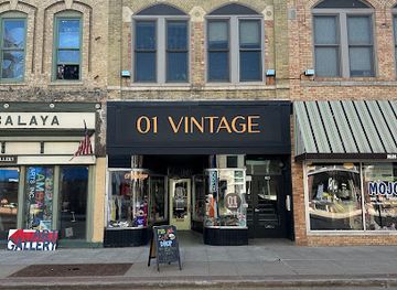 wisconsin/oshkosh/shop/01-vintage