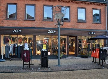 denmark/frederikshavn/shop/zoey