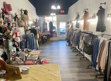 idaho/nampa/shop/sister-sue-s-boutique