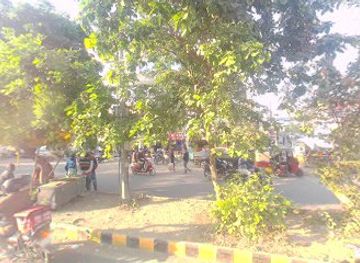 india/agra/sikandra/shop/new-variety-saree-showroom