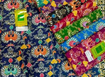 myanmar-burma/chin-state/shop/chin-world-traditional-dress-and-electrical-store