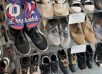 illinois/shawnee-national-forest/shop/r61-resale-boutique