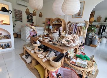 indonesia/bali/canggu/shop/stella-canggu