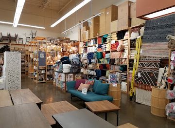 oregon/central-oregon/shop/world-market