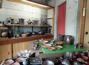 japan/bizen/shop/hirakawa-shoji-s-gallery
