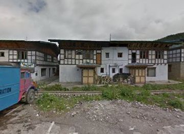 bhutan/jakar/shop/pema-vegetable-shop