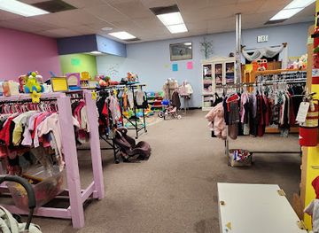 oregon/klamath-falls/shop/ika-s-creations-boutique-formally-laura-s-littles