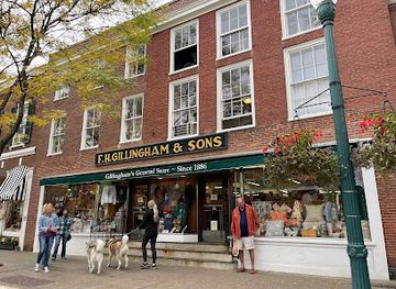 vermont/woodstock/shop/f-h-gillingham-sons