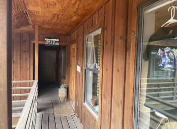 new-mexico/sacramento-mountains/shop/aspen-and-ivy-boutique