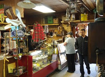 canada/interlake-region/shop/arnes-farmer-s-market