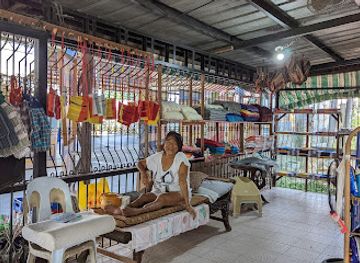 philippines/ilocos-region/shop/cristy-s-loomweaving