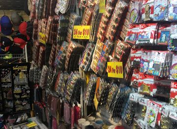 singapore/bugis/shop/bugis-souvenir-shop