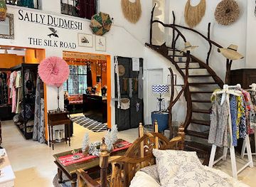 kenya/central-highlands/shop/house-of-treasures