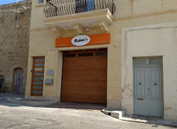 malta/xaghra/shop/robert-s-food-store