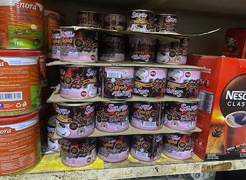 the-gambia/baboon-island/shop/haddy-gaye-and-sons-shop