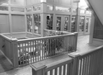 indiana/bloomington/shop/on-the-square