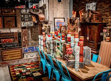 new-mexico/jemez-mountains/shop/the-raven-fine-consignments