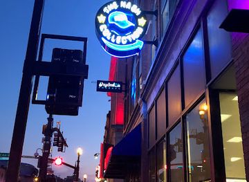 tennessee/nashville-music-row/shop/the-nash-collection