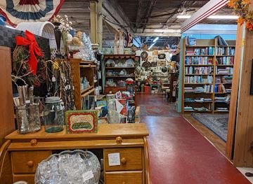 tennessee/franklin/shop/franklin-antique-mall