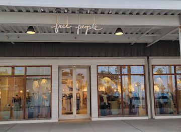 california/huntington-beach/shop/free-people